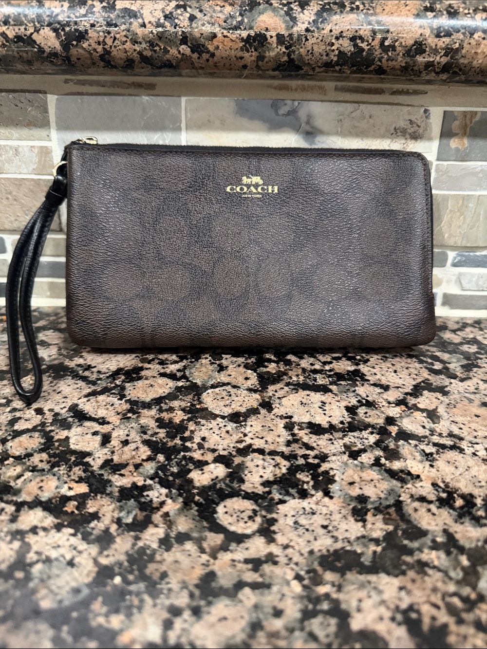 Coach double zipper Brown Signature Wristlet